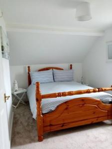 Cozy seaside cottage