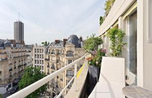 GuestReady - Stunning Apt near Champs Elysées