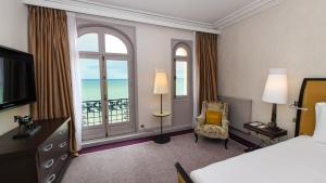 Hotels Le Grand Hotel de Cabourg - MGallery Collection : photos des chambres