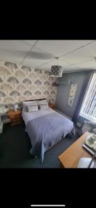 Large Double Room room in The Montclair