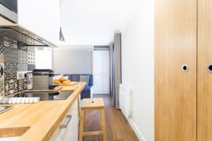 GuestReady-Designer Studio for 2, close to Louvre!
