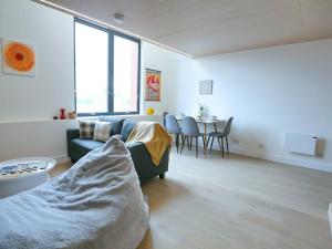 Central Trafford Duplex - Pass the Keys