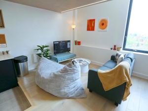 Central Trafford Duplex - Pass the Keys