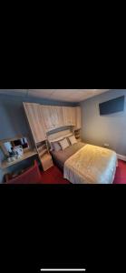 Family Room room in The Montclair