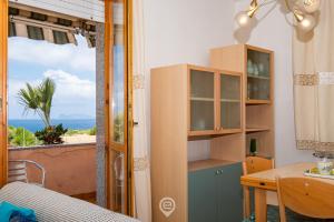 Beachside Mermaid apt
