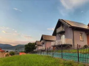 Szare domki - Czernichów