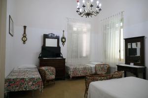 Deluxe Zimmer (2 Erwachsene & 1 Kind)
