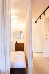 The Banker Antwerpen - Free Parking - Aartselaar