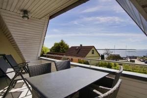 Hafenhäuser Breege FeWo 06 - Balkon, Meerblick