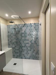 Appartements T2 renove proche des arenes : photos des chambres