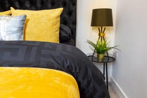 The Lanes Deluxe - Rose Platinum Properties