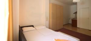 Beach Pool and Spa Apartment in Marina Cape