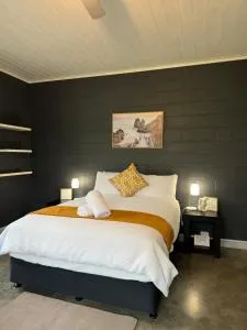 GORGE Chocolates Farmhouse - Crowes