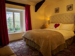 Double Room room in Pen-Y-Bont Hotel