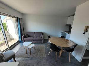 Appartements Appartement soigne a deux pas de la mer, balcon ensoleille, confort et tranquillite a Wimereux - FR-1-675-37 : photos des chambres