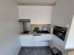 Appartements Appartement soigne a deux pas de la mer, balcon ensoleille, confort et tranquillite a Wimereux - FR-1-675-37 : photos des chambres