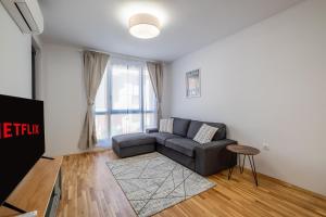 Seaside Luxury Complex and Spa Apartment