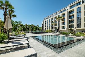 Seaside Luxury Complex and Spa Apartment