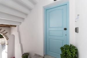 Blue Diamond Retreat