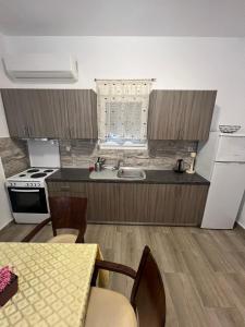 Paulos&Mary Apartment