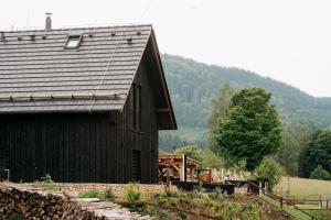 Chalupa Malá Venkovanka se saunou a bazénem