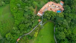 Serenity Hotel & Villas - San Gerardo