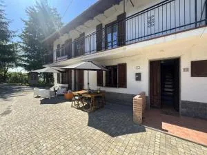 Case Vista Alta Langa, La Cascina - Levice