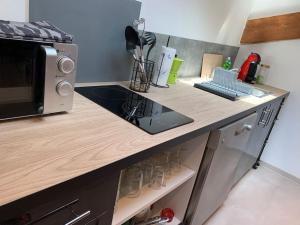 Appartement 65m2 à Callian, 2 Chambres, Parking Gratuit, Proche Lac et Cannes