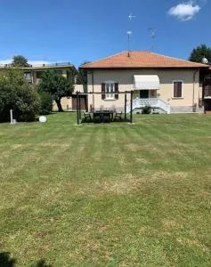 Casa Matilde Accogliente casa immersa nel verde - Mercallo