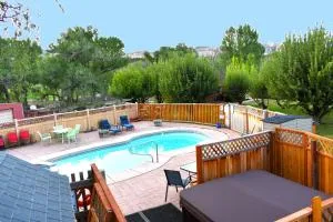 Arrowhead Country Cabins - ماونت كارمل