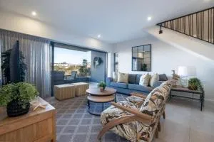 Moyana 14 - Tinley Manor