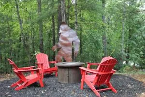 Serendipity - Screened in Porch Hot Tub Firepit - Lucius