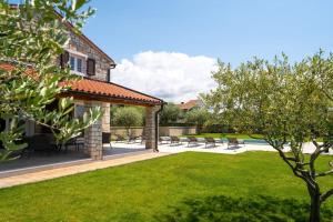 Sole DiVino by Briskva