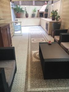 GUELIZ, majorelle, Beautiful apartment with large terrace
