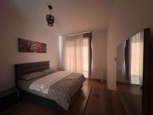 Cozy Homes - 2 Rooms & 1 Living room Apartment