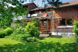 Fewo mit Terrasse und Garten - 史塔卡赫