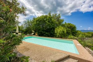 Villa Menta 2 2445 