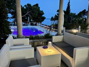 Vila Vera Seafront Apartments