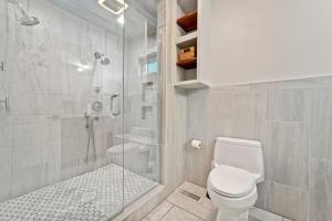 Upscale Azure by Saratoga Stays