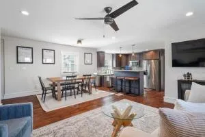 Azure Loft by Saratoga Stays - Middle Grove