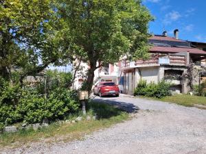 Appartements Apppartement dans maison avec terrasse plein sud , Netflix, parking et fibre : photos des chambres
