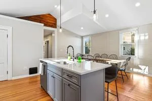 The Front Porch by Saratoga Stays - 马耳他