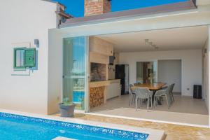 Villa Unika heated 39m2 Pool, Jacuzzi, Sauna