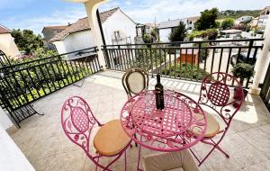 Apartment Second Home