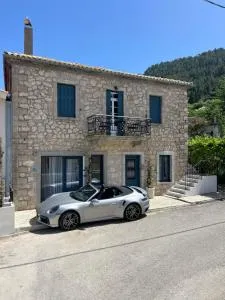 AV Suites - Maria - Pigadhisánoi