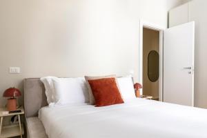 Casa Gracchi by Hili