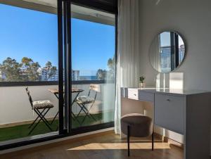 Sunny Seaview 2BR with Expansive Balcony