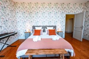 Villas Chateau Beaudesert - Piscine - Tennis - Parc de 50Ha : photos des chambres