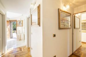 Luxury Villa Sea Front With Pool img37