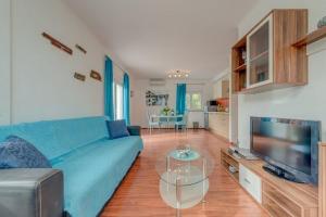 Villa between sky and sea